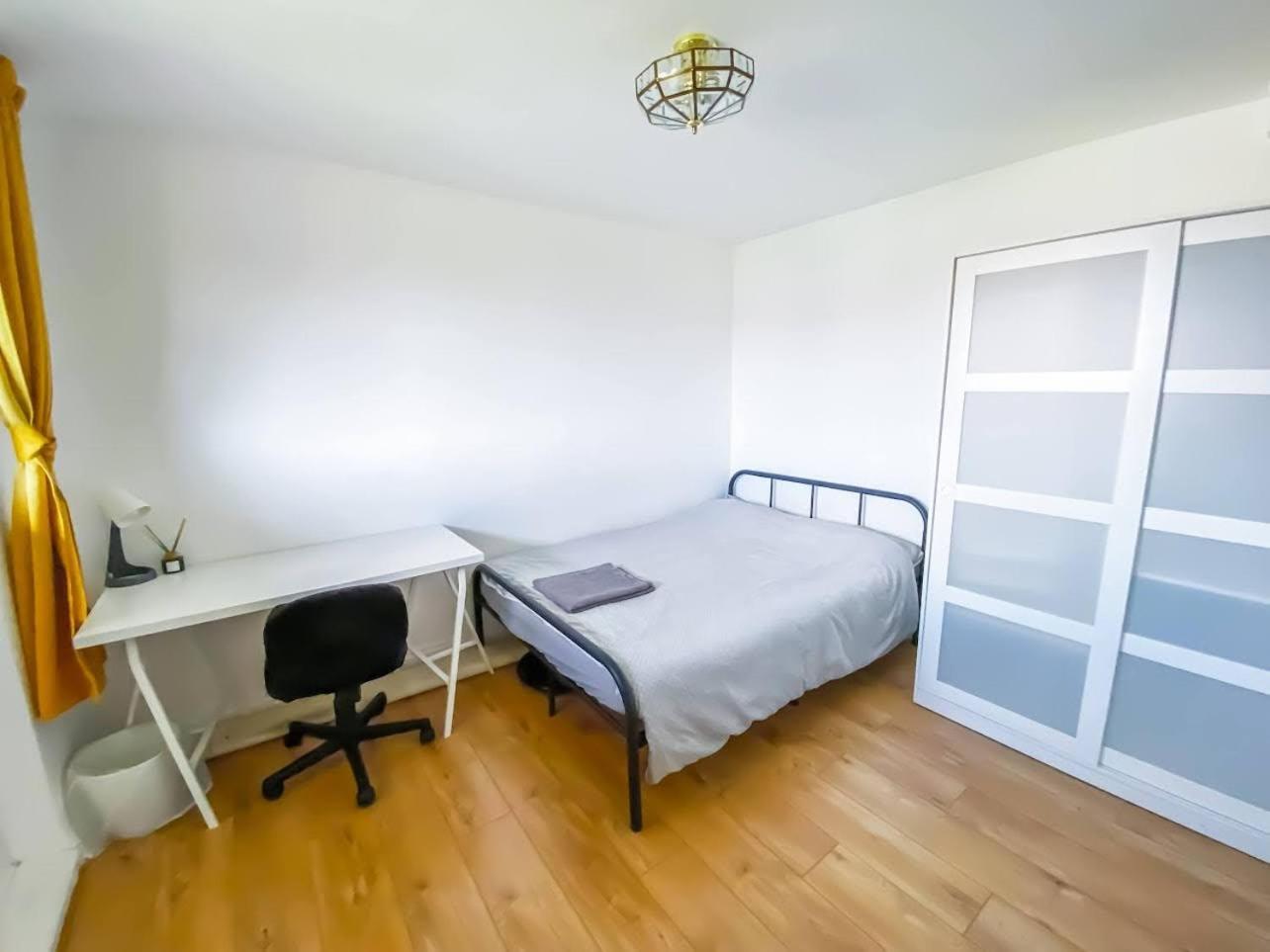 Spacious Room With City Skyline Views Close To London Eye 외부 사진